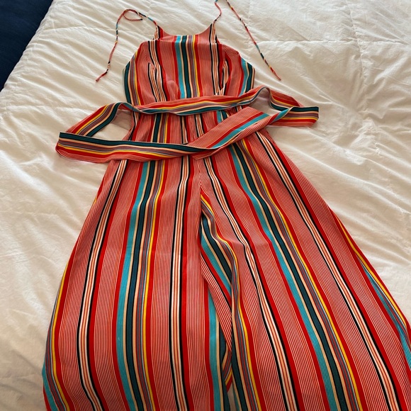 Alice + Olivia Lucie cropped wide leg halter striped belted jumpsuit - Picture 3 of 9